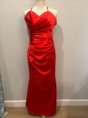 Ashley & Justin Bridesmaid Prom Red Gown Trumpet Mermaid Sz 6